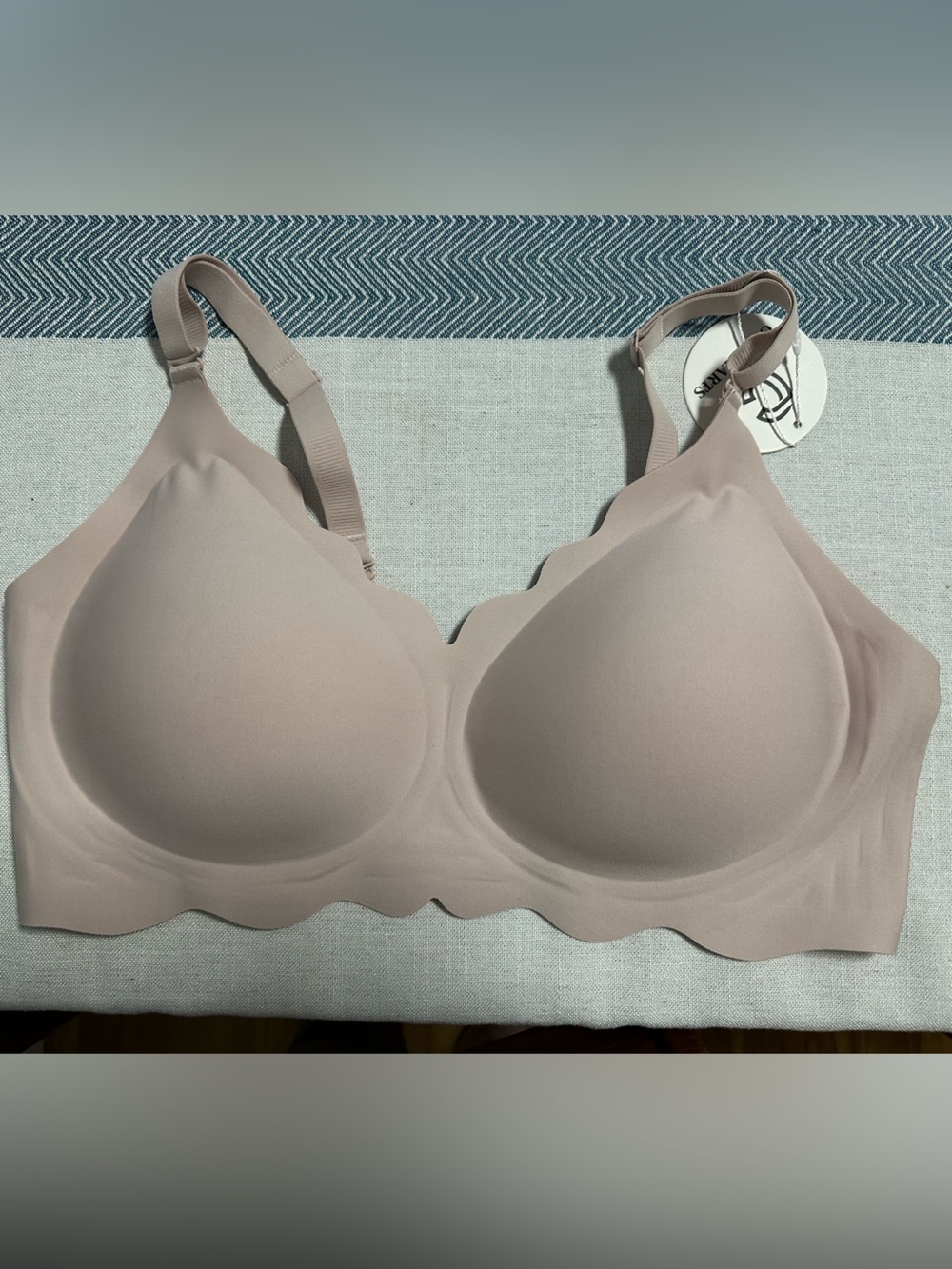 NWT Cocomarts Nude Seamless Molded Jelly Bra